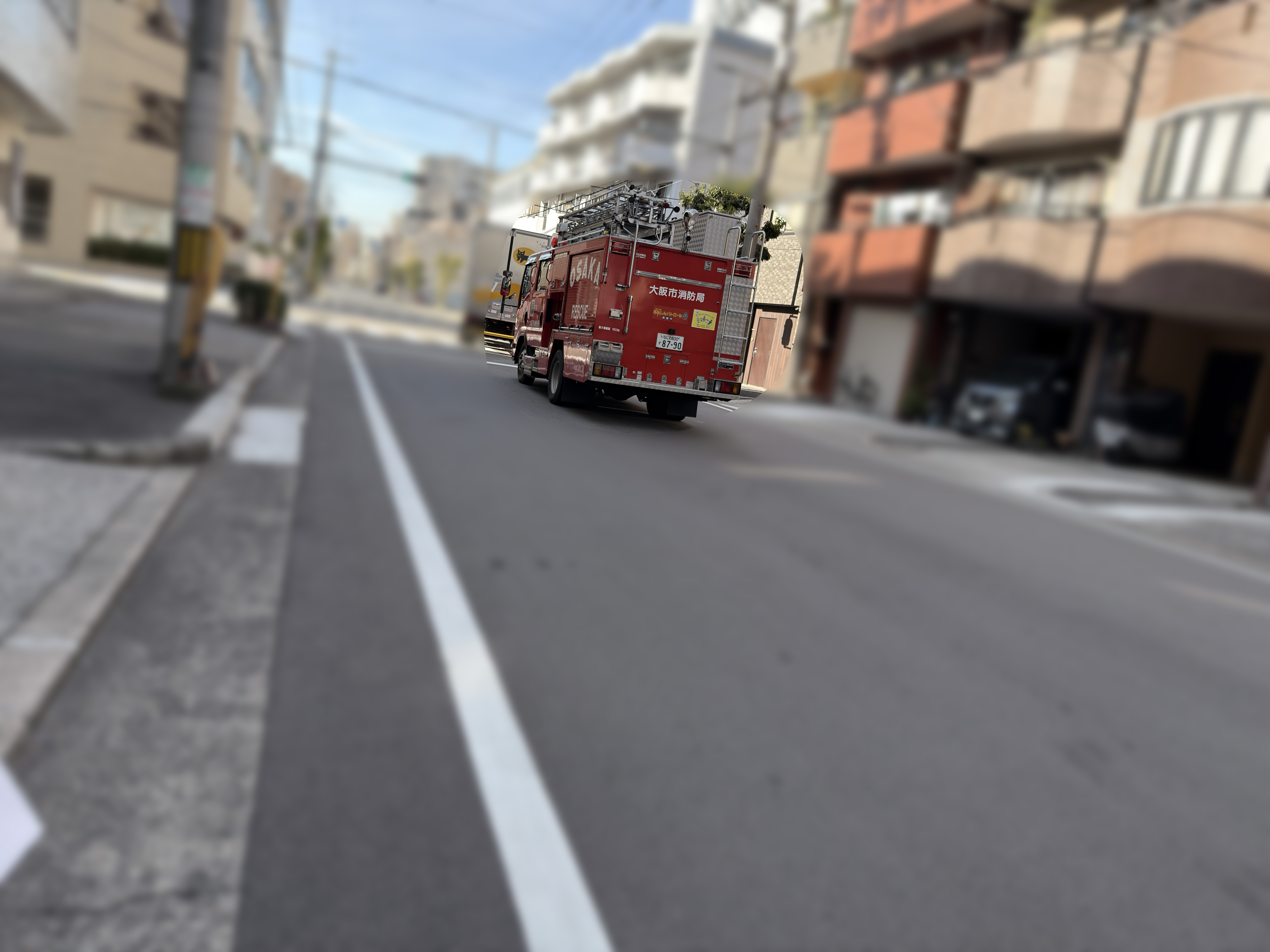 訓練を終えて帰路につく消防車